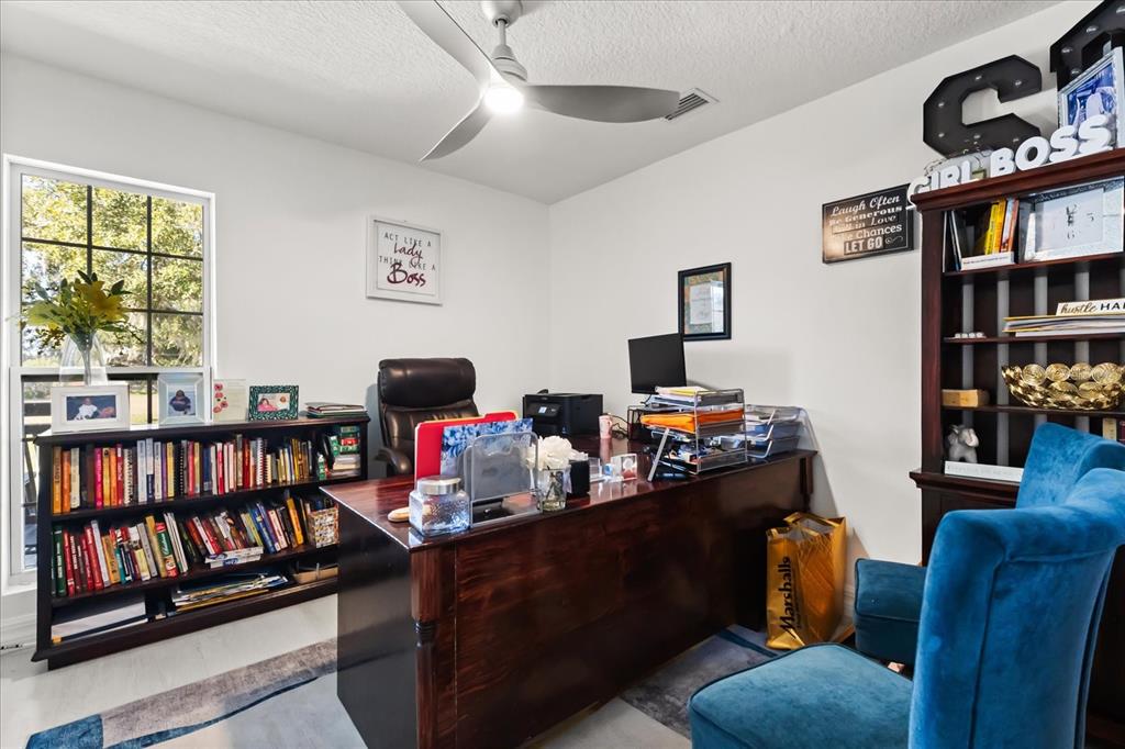 812 Chastain Road Seffner, FL 33584 - Photo 18 of 27