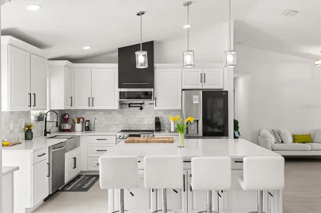 $824,900 | 812 Chastain Road, Seffner, FL 33584