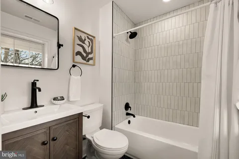 $3,695,000 | 4827 Sedgwick Street Northwest, Washington, DC 20016