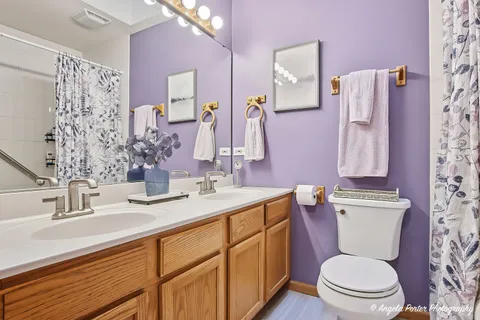 $350,000 | 1642 Wheeler Street, Woodstock, IL 60098