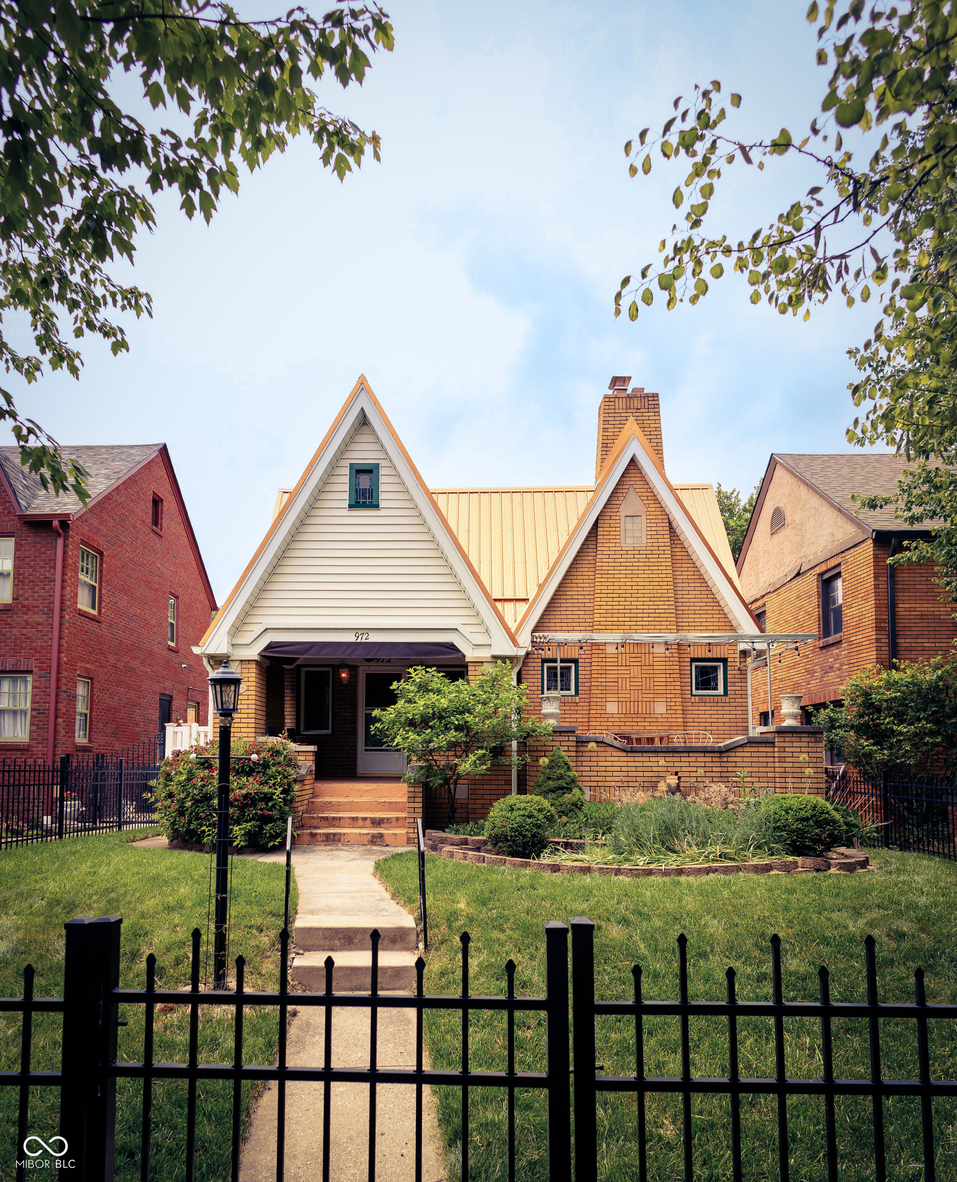 972 North Audubon Road Indianapolis, IN 46219 - Photo 1 of 54 Gallery Image 1