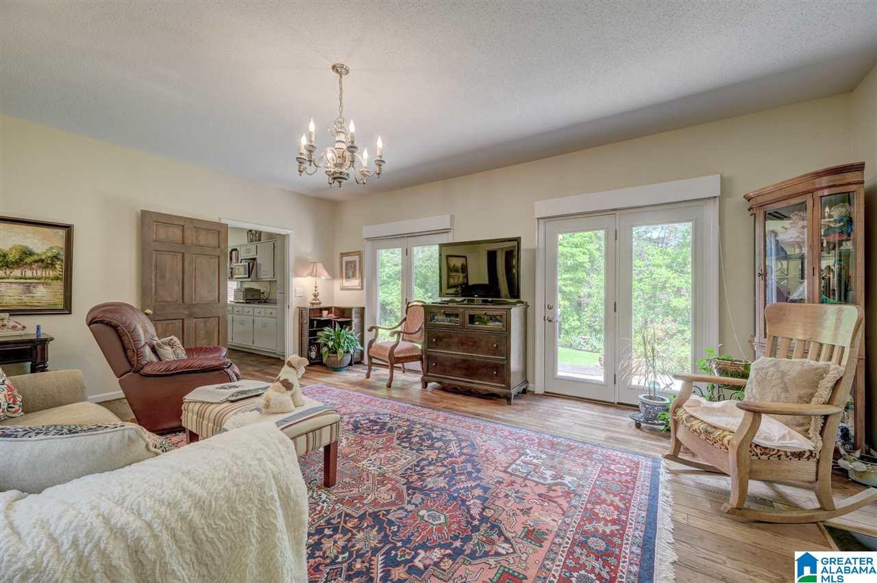 4201 Cliff Drive Jasper, AL 35504 - Photo 12 of 36