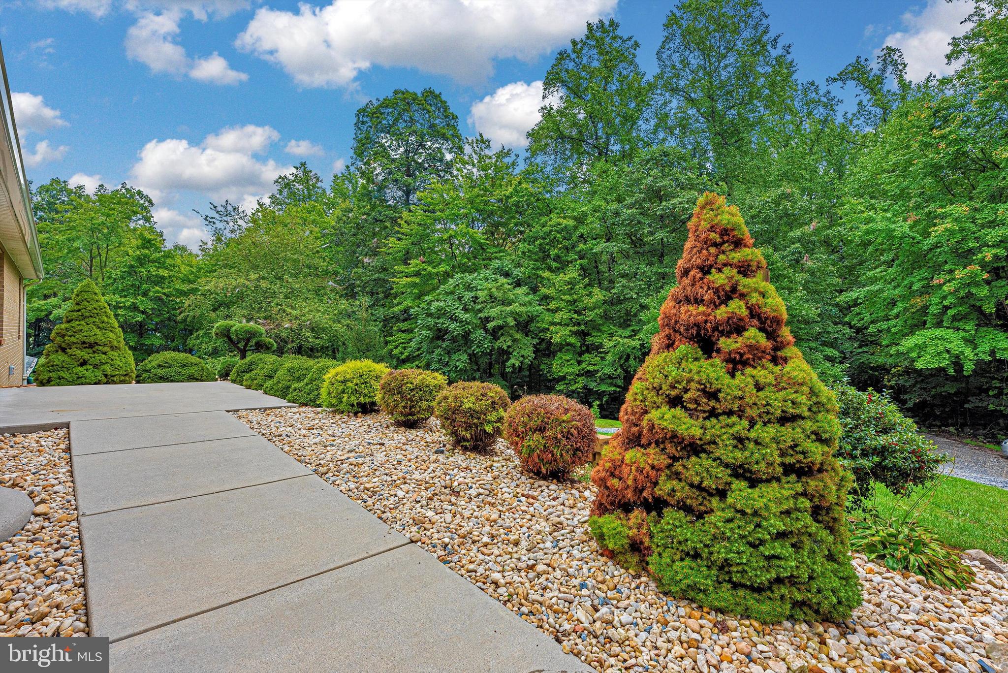 3250 Kaetzel Road Rohrersville, MD 21779 - Photo 3 of 63 Front Walk