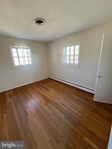 $1,800 | 1331 East Longview Drive, Woodbridge, VA 22191