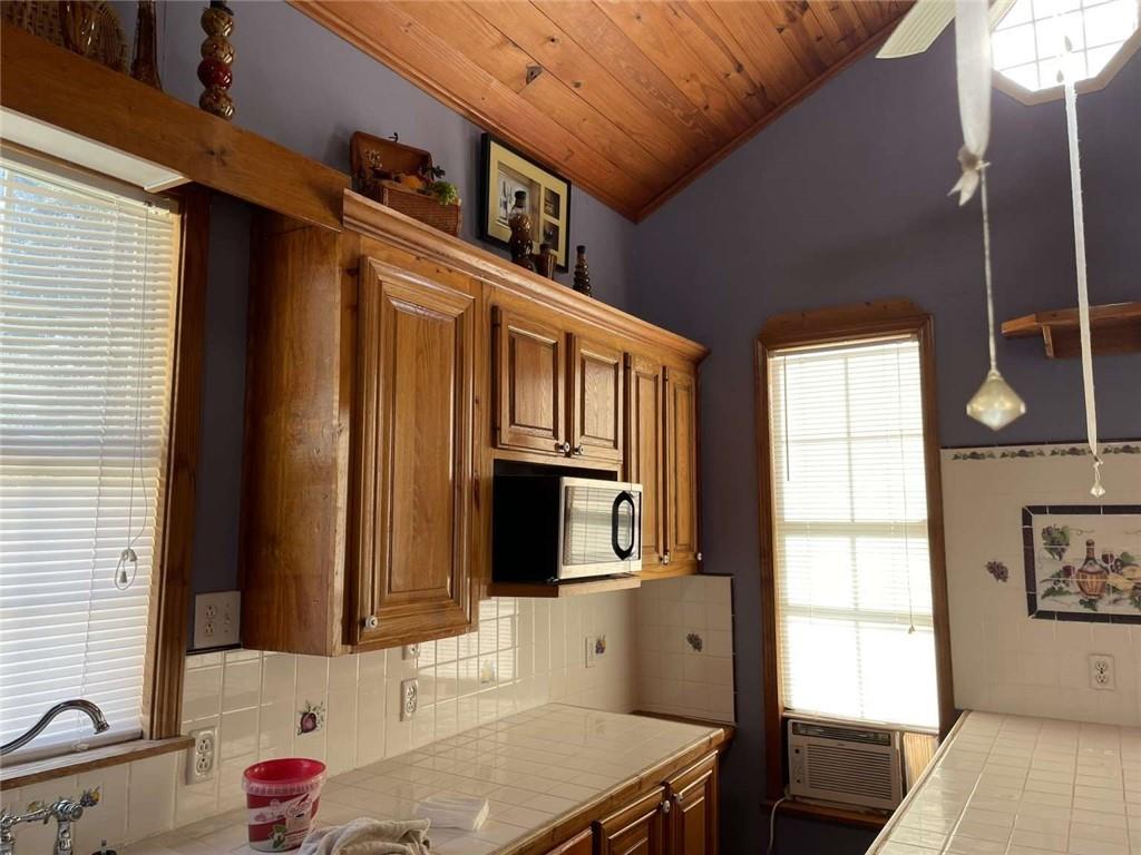 16721 Carthage Bluff Road Springfield, LA 70462 - Photo 11 of 40