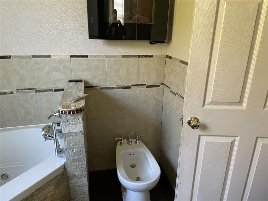 16721 Carthage Bluff Road Springfield, LA 70462 - Photo 20 of 40