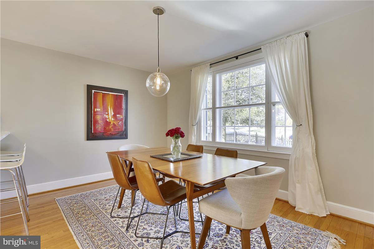 1600 Grace Church Road Silver Spring, MD 20910 - Photo 6 of 29 Dining Room