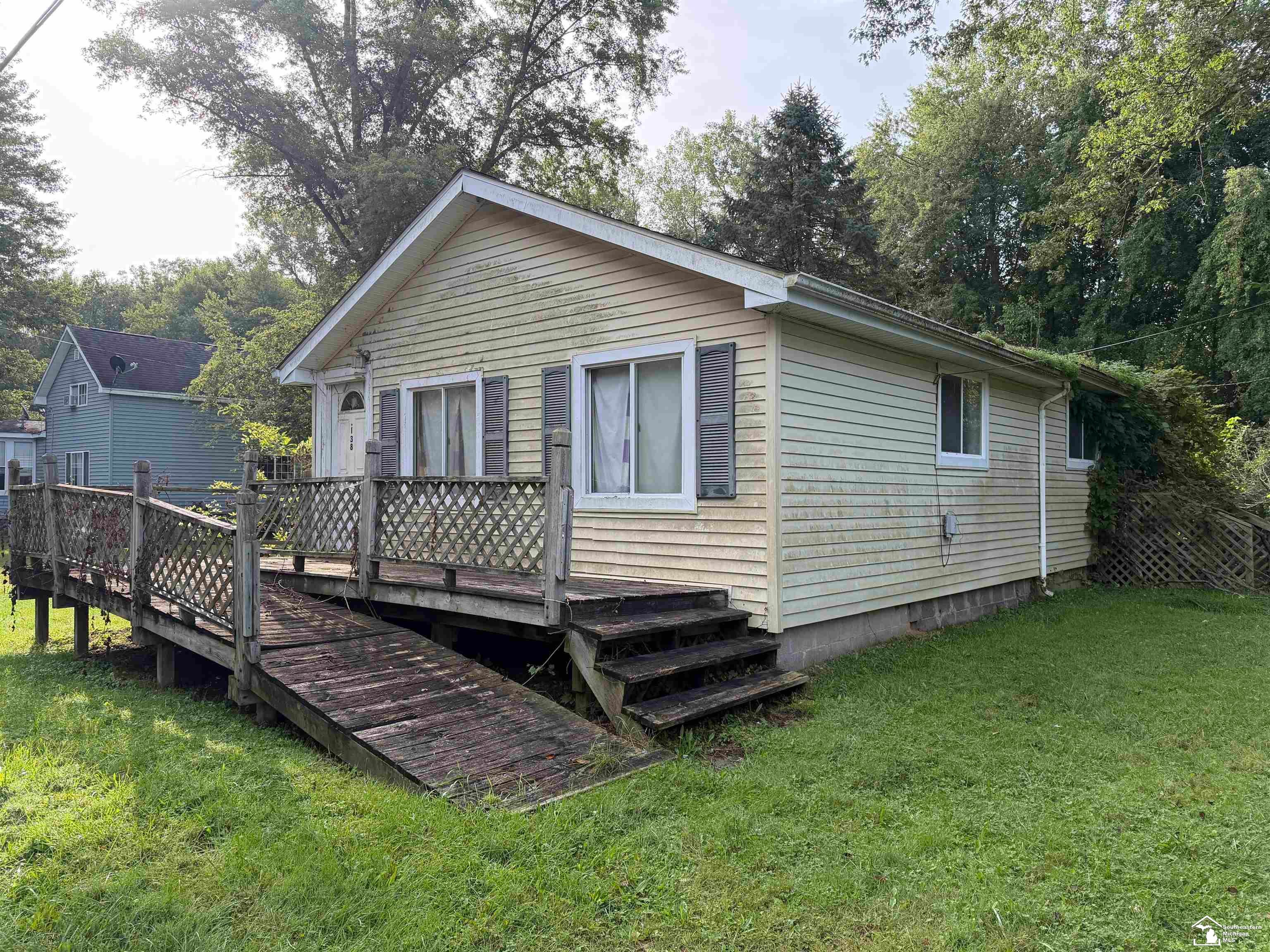 138 Indiana Street Carleton, MI 48117 - Photo 1 of 12 Gallery Image 1