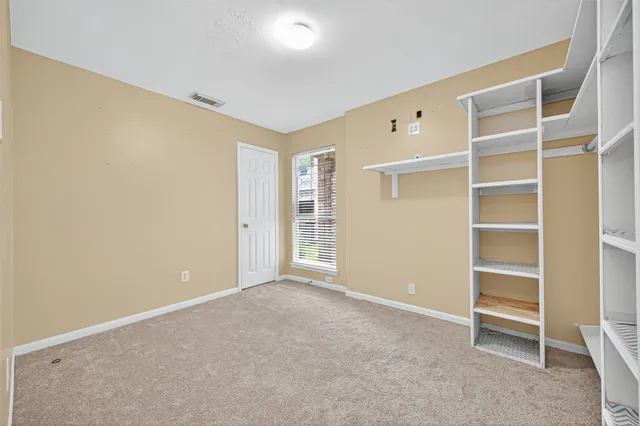 $2,000 | 647 Hollandbridge Lane, Houston, TX 77073