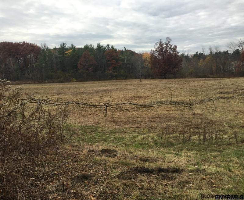 2538 River Road Niskayuna, NY 12309 - Photo 2 of 8 Photo 2