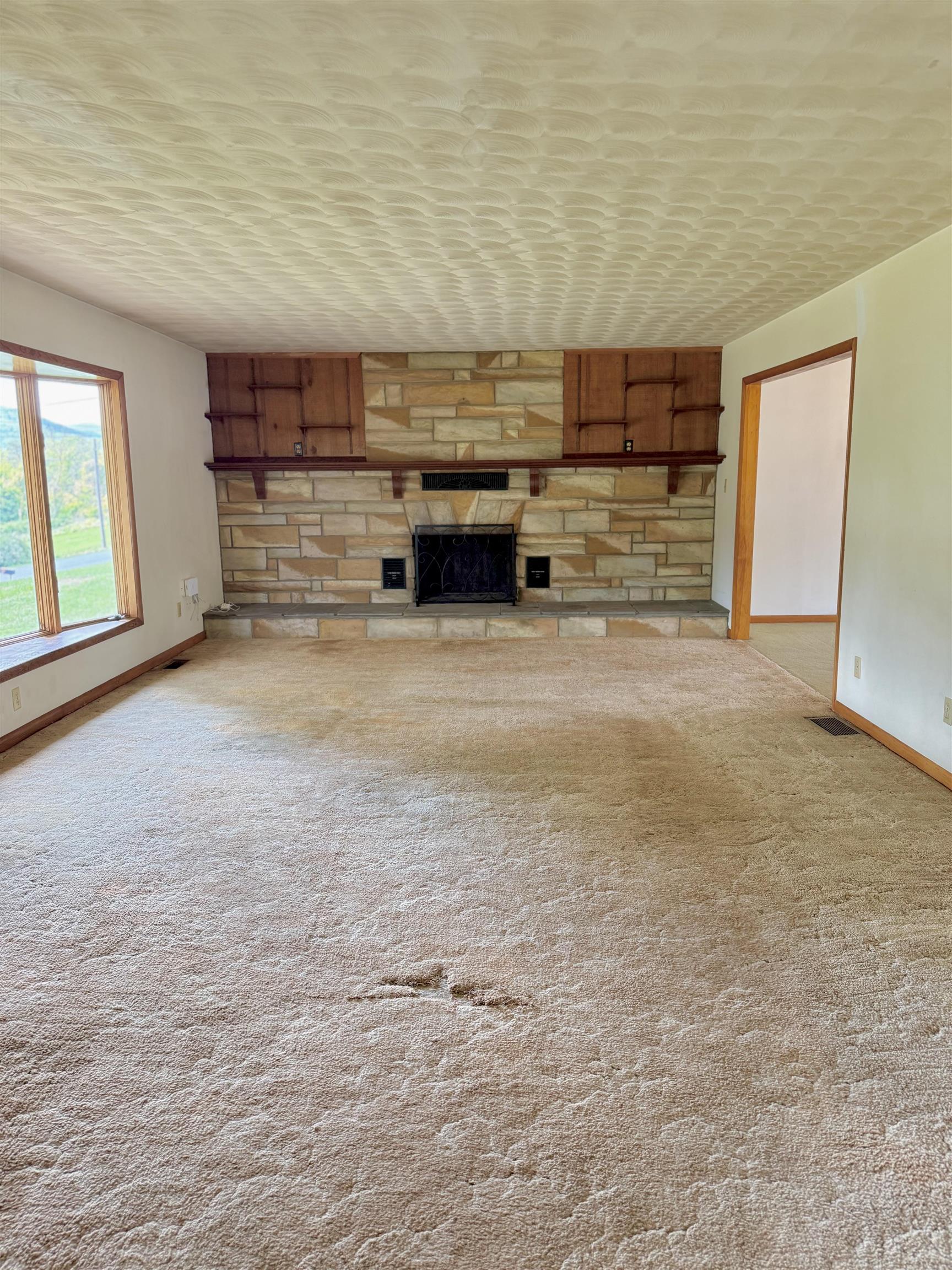 369 Monger Hill Road Elkton, VA 22827 - Photo 5 of 48
