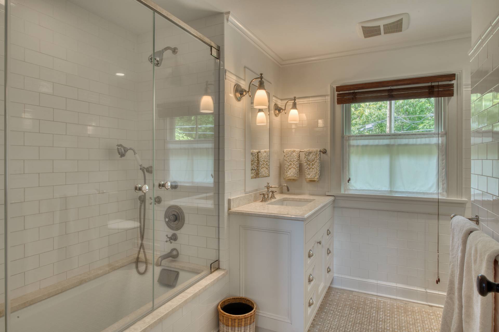 22 Maidstone Park Road South East Hampton, NY 11937 - Photo 18 of 23