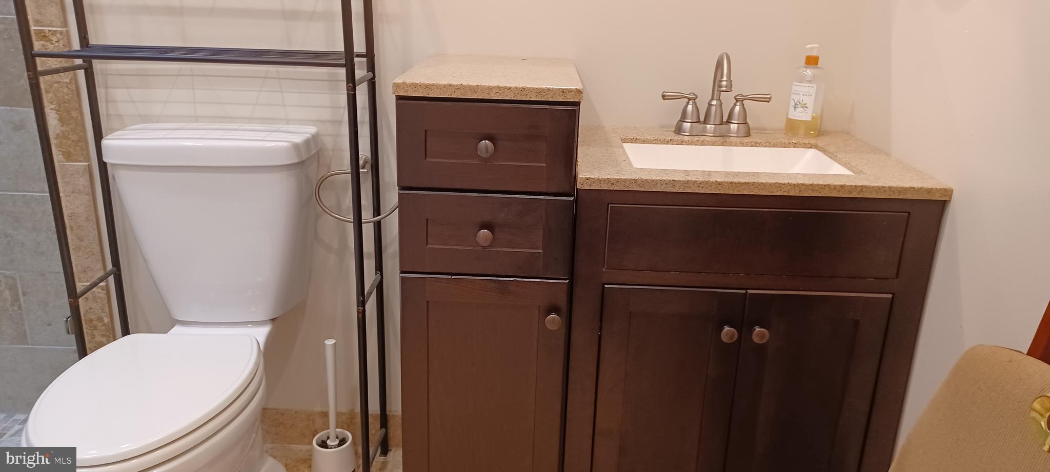 416 Marshall Manor Drive Silver Spring, MD 20905 - Photo 13 of 17