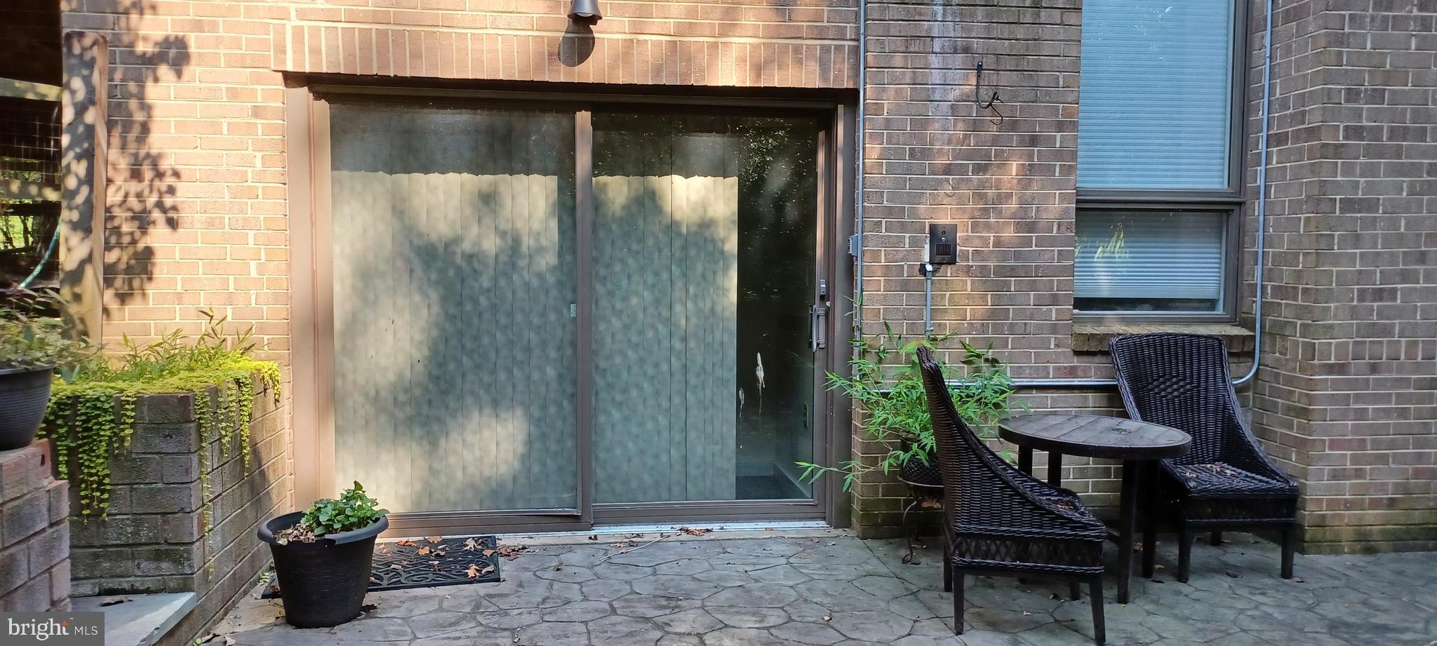 416 Marshall Manor Drive Silver Spring, MD 20905 - Photo 4 of 17