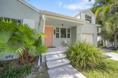 $699,000 | 1117 South Palmway, Lake Worth Beach, FL 33460