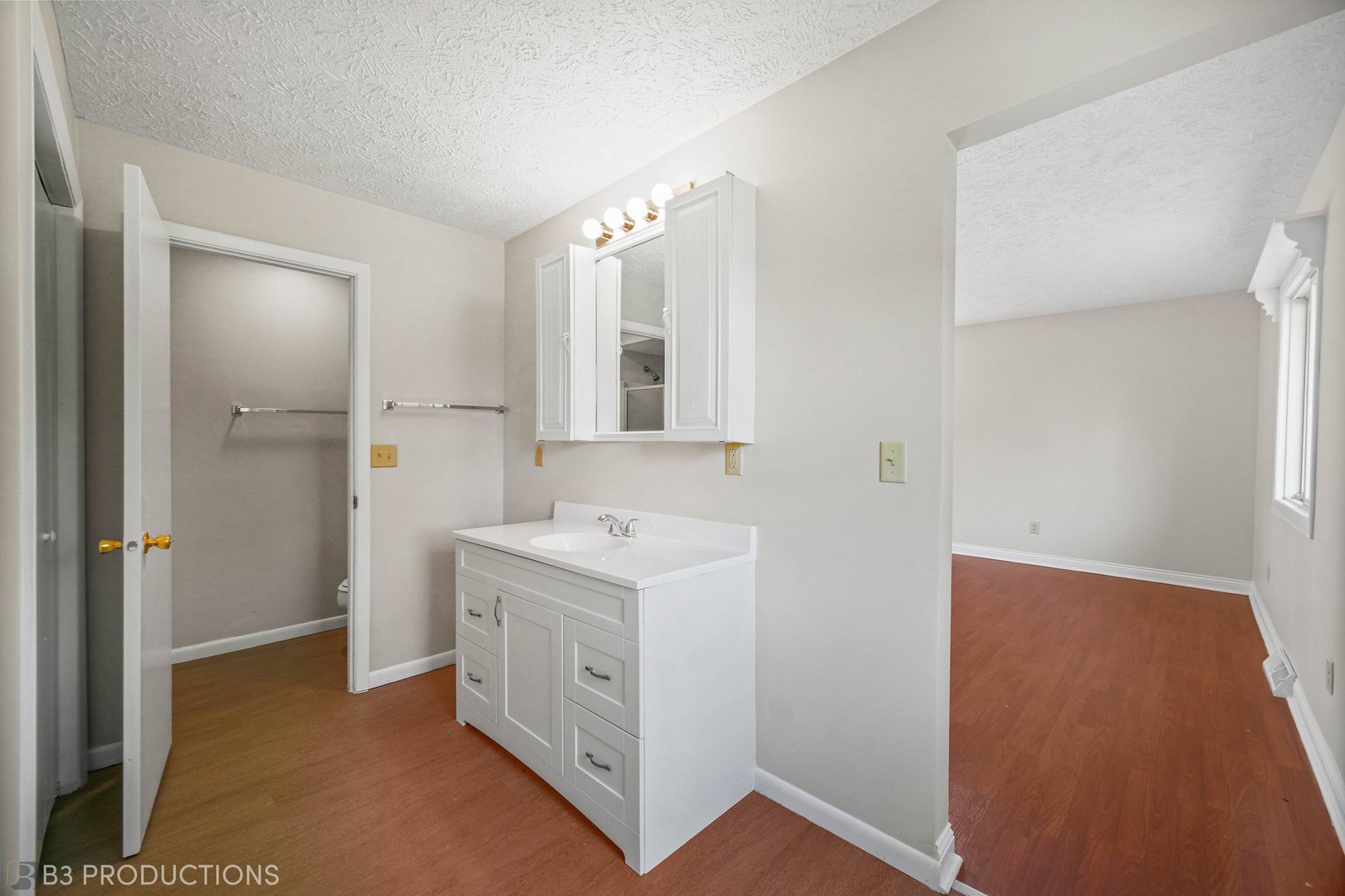 21011 West County Road Wilmington, IL 60481 - Photo 11 of 34 Gallery Image 11