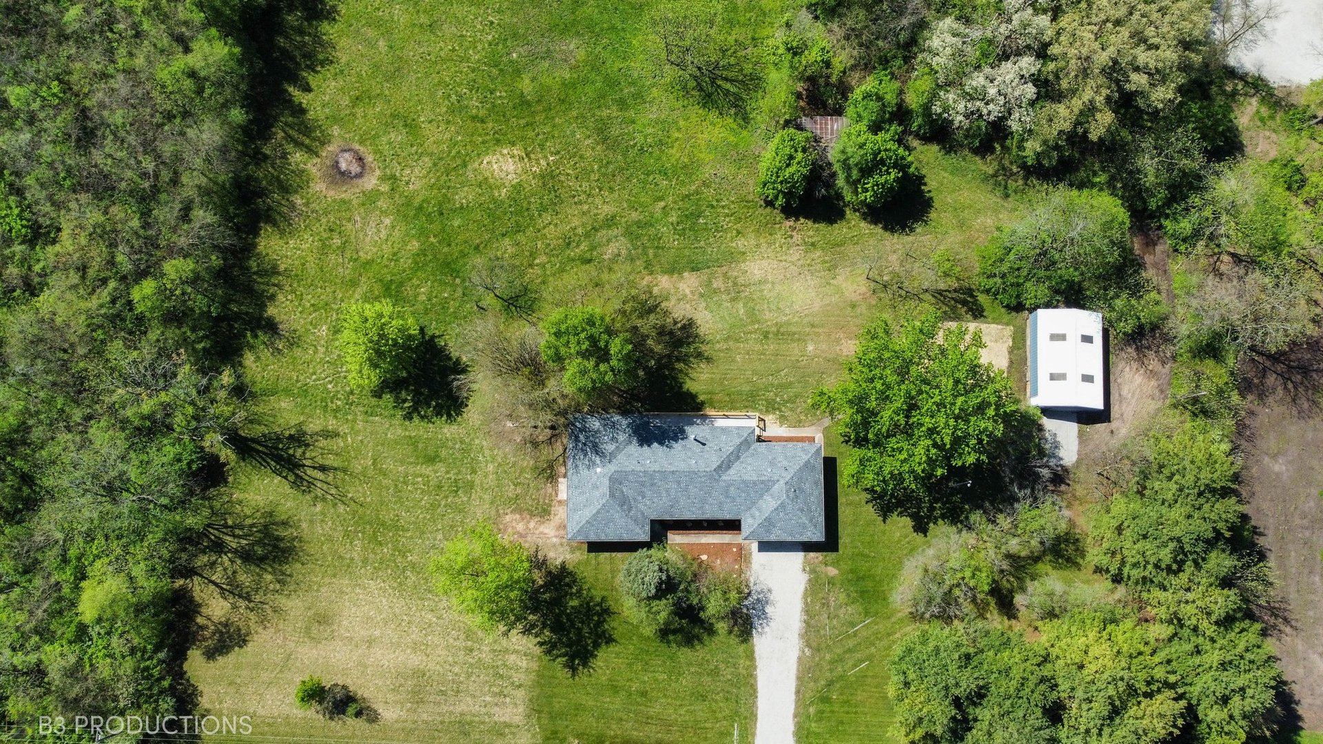 21011 West County Road Wilmington, IL 60481 - Photo 2 of 34 Gallery Image 2