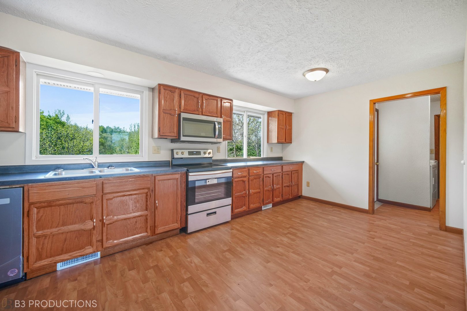 21011 West County Road Wilmington, IL 60481 - Photo 6 of 34 Gallery Image 6