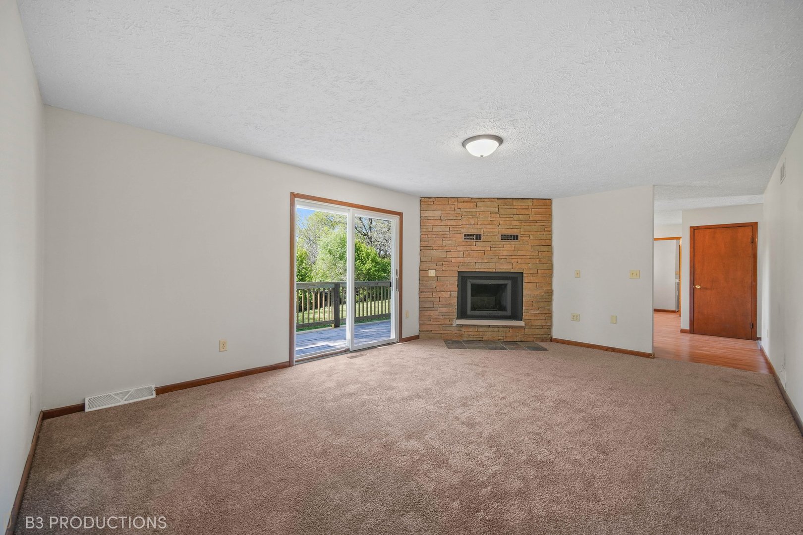 21011 West County Road Wilmington, IL 60481 - Photo 7 of 34 Gallery Image 7