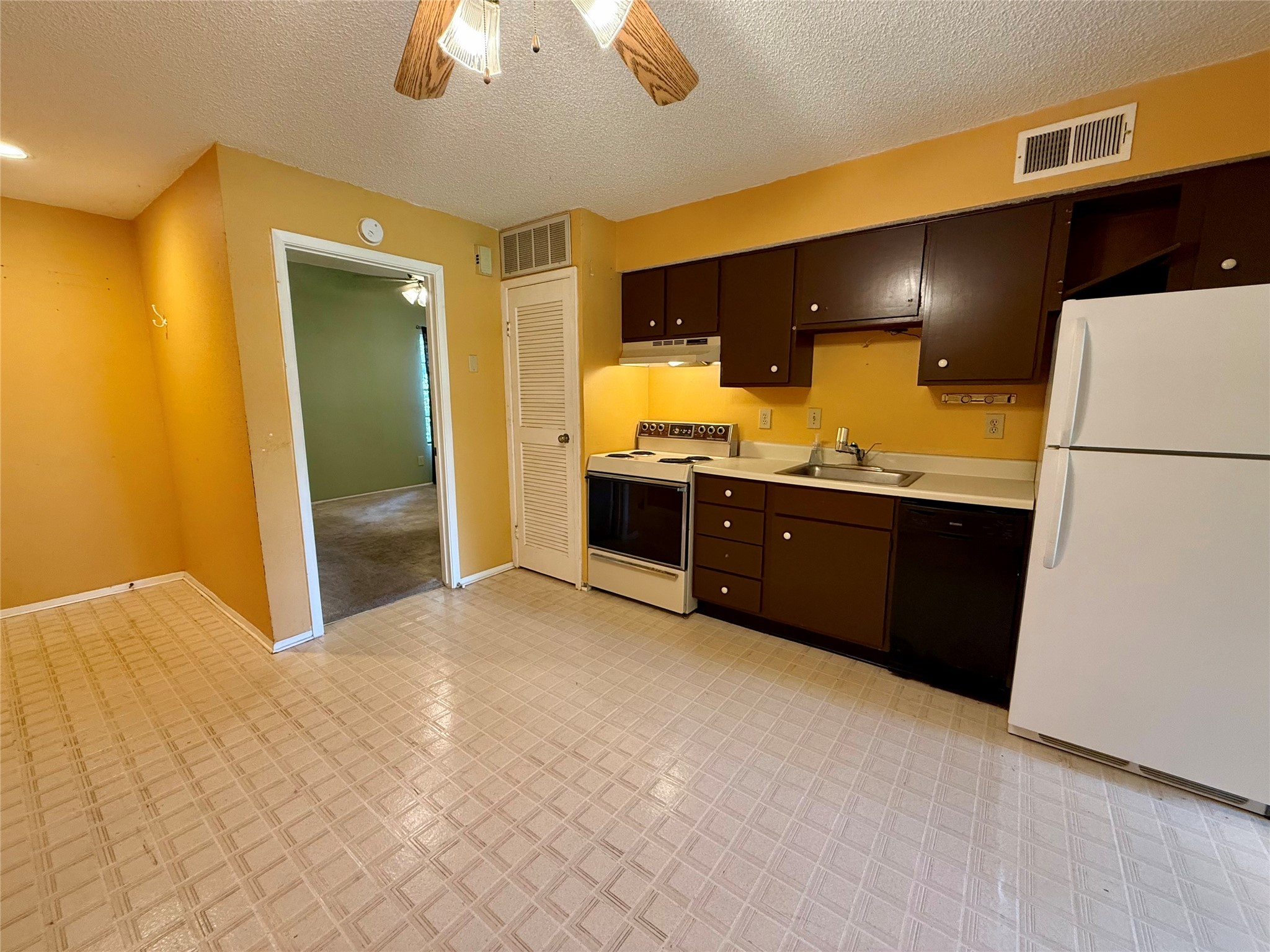 12900 Walden Road, Unit 1006J Montgomery, TX 77356 - Photo 9 of 42