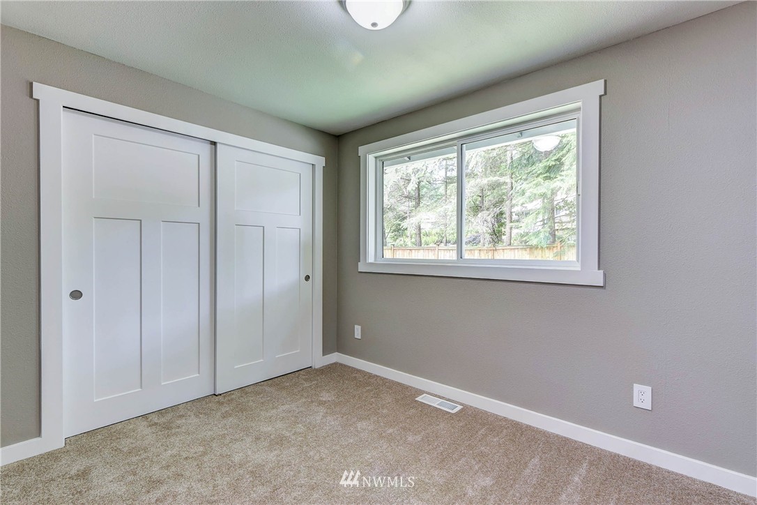 18331 Baldwin Road Bothell, WA 98012 - Photo 22 of 24