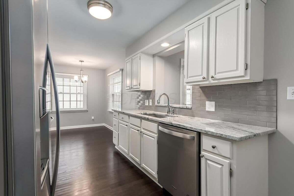2242 Wickliffe Road Columbus, OH 43221 - Photo 18 of 41 20181031163223873629000000-o