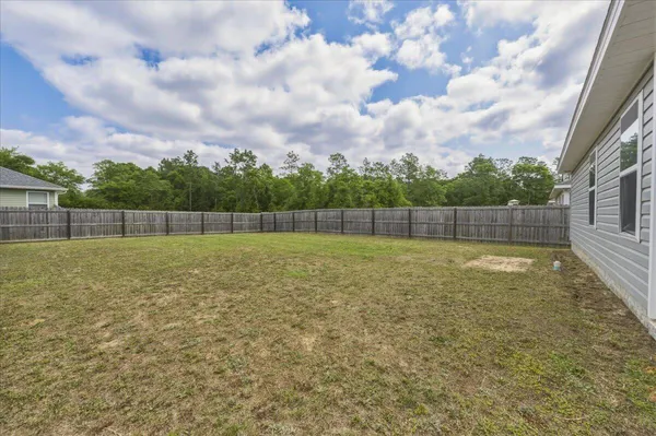 $1,900 | 3186 Maple Street, Crestview, FL 32539