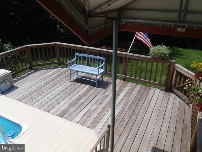 8230 Honeysuckle Road Manassas, VA 20112 - Photo 6 of 15 Lower deck by pool