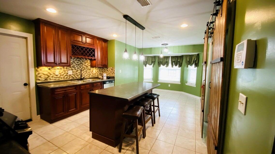 401 Evans Road Niceville, FL 32578 - Photo 12 of 29 20250106193211049307000000-o