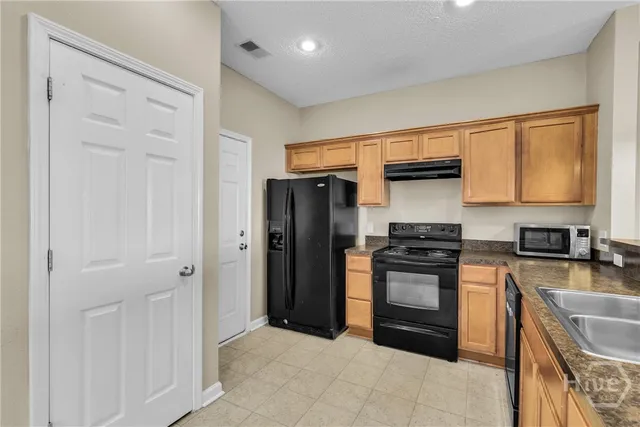 $1,850 | 975 Canyon Oak Loop, Richmond Hill, GA 31324