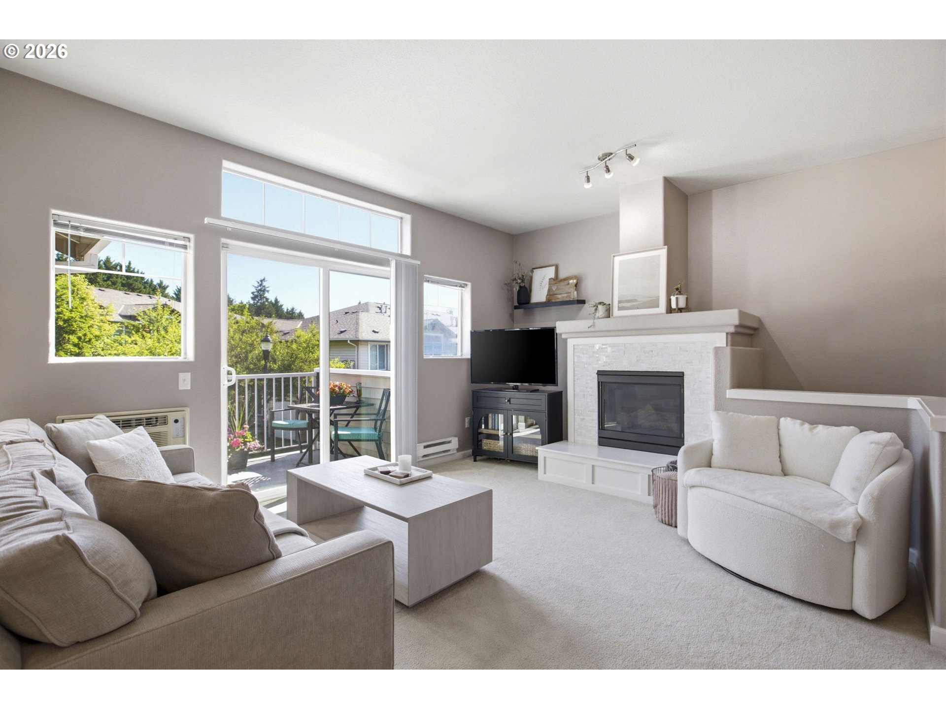 14830 Southwest Sandhill Loop, Unit 203 Beaverton, OR 97007 - Photo 5 of 33