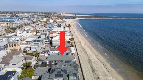 $2,600,000 | 6421 East Seaside Walk, Long Beach, CA 90803