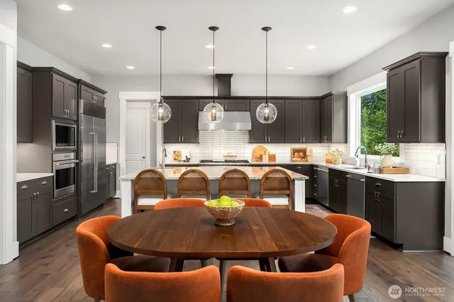 $4,398,000 | 1646 106th Avenue Southeast, Bellevue, WA 98004