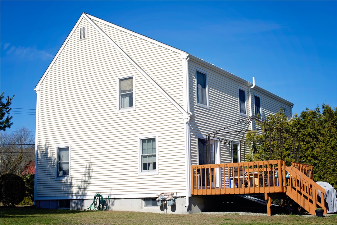 43 Springbrook Road, Unit A Westerly, RI 02891 - Photo 3 of 19