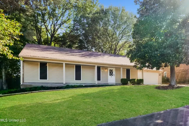 $1,585 | 3505 Dorchester Drive, Horn Lake, MS 38637