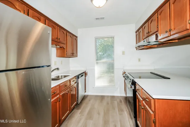 $1,585 | 3505 Dorchester Drive, Horn Lake, MS 38637