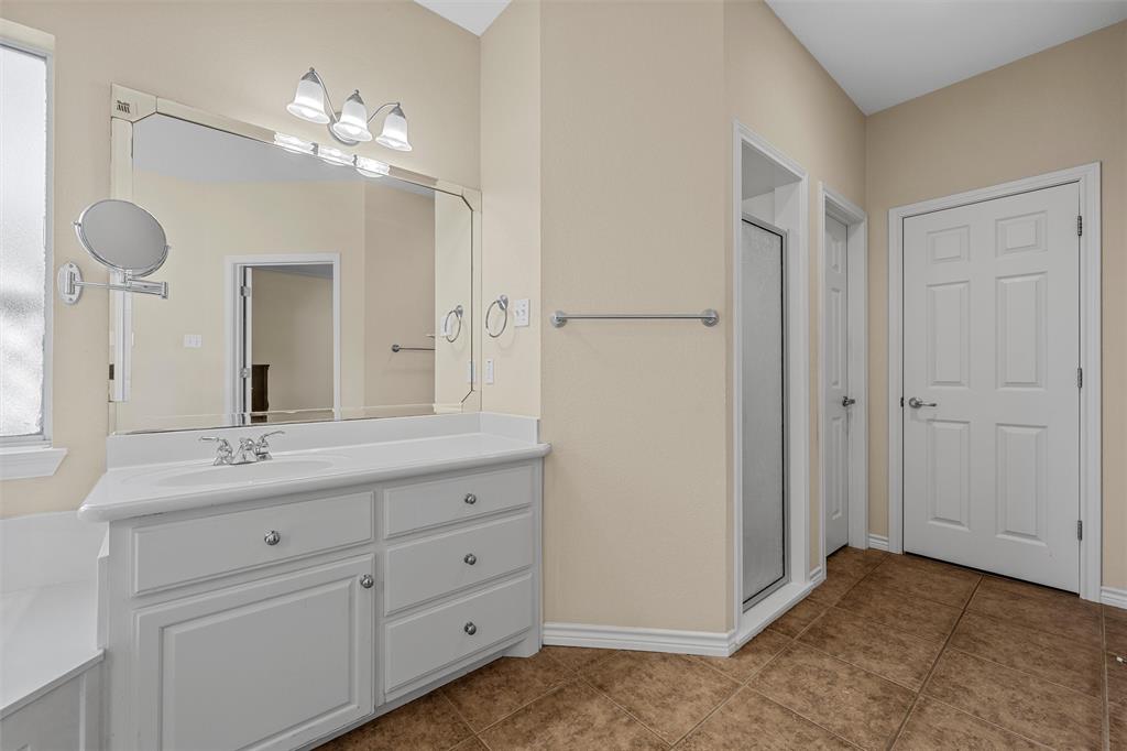 5612 Plantation Drive Waco, TX 76708 - Photo 16 of 40