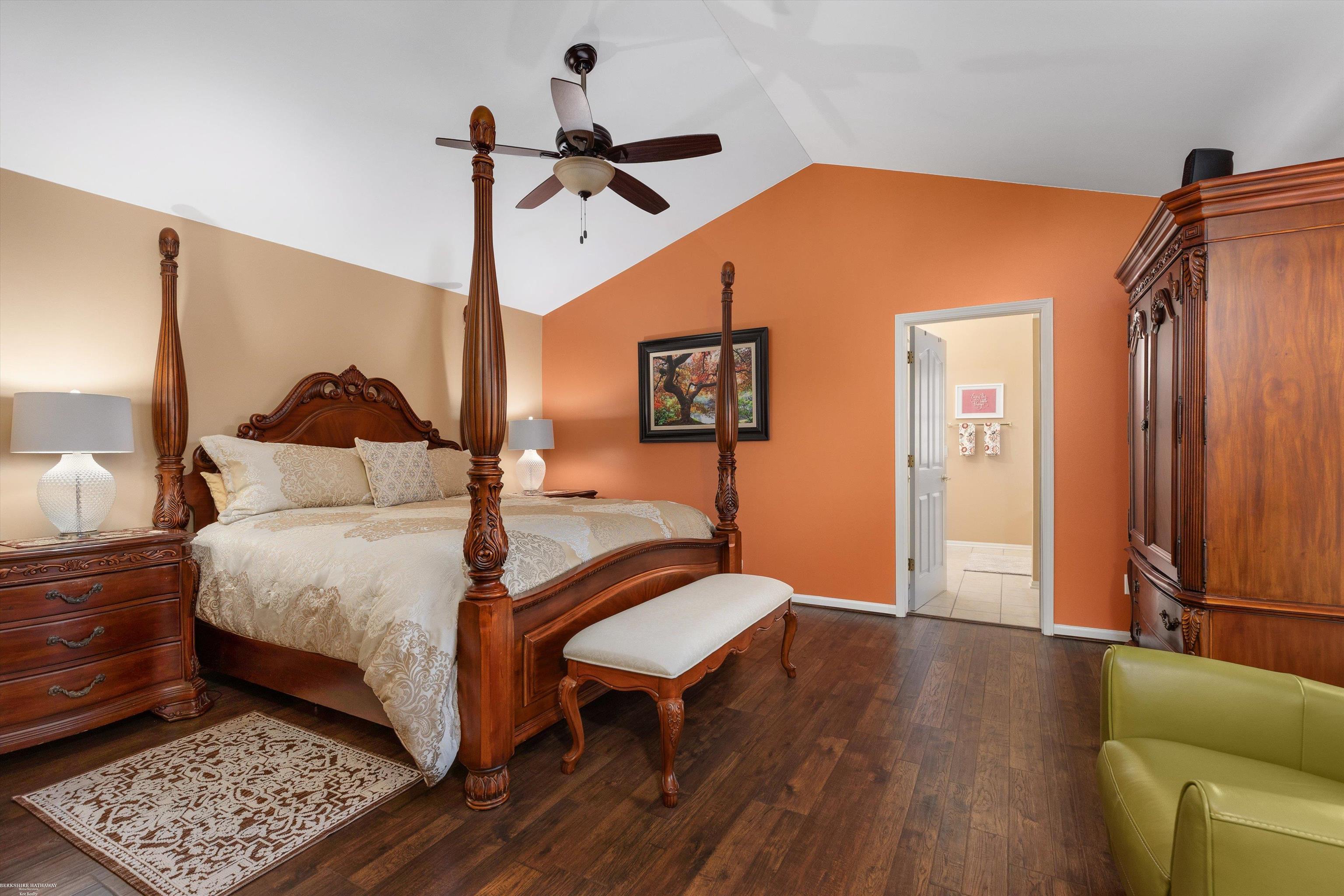559 Bedlington Drive Rochester, MI 48307 - Photo 24 of 52 50193777-2641e8d6-5df6-4487-9600-58e462234553.JPG