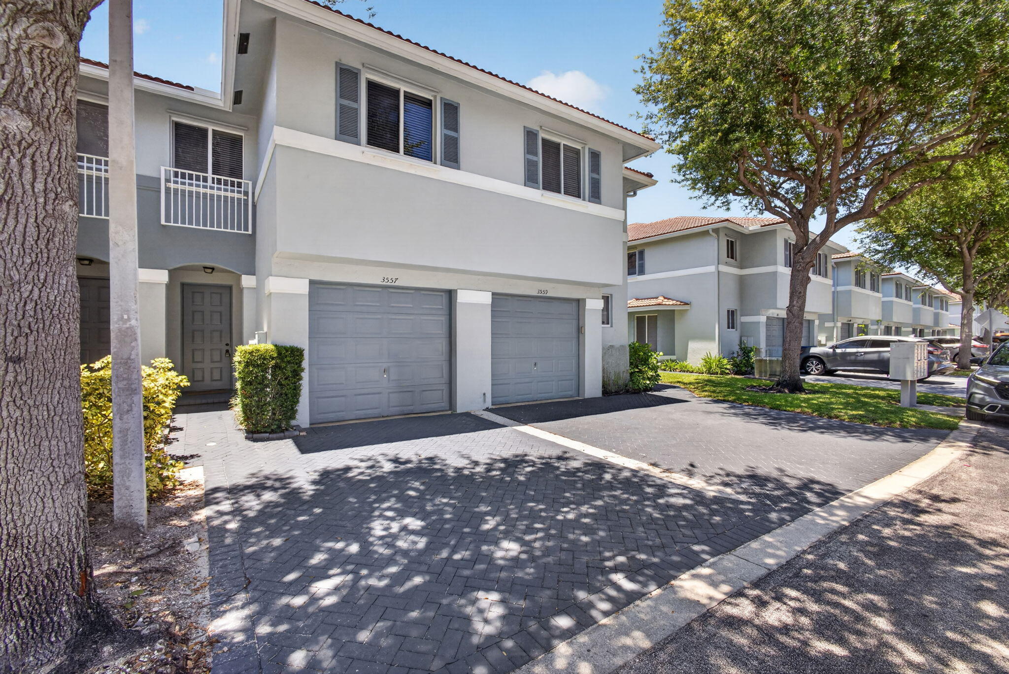 3557 Oleander Terrace Riviera Beach, FL 33404 - Photo 9 of 72 2-web-or-mls-5D1A5462