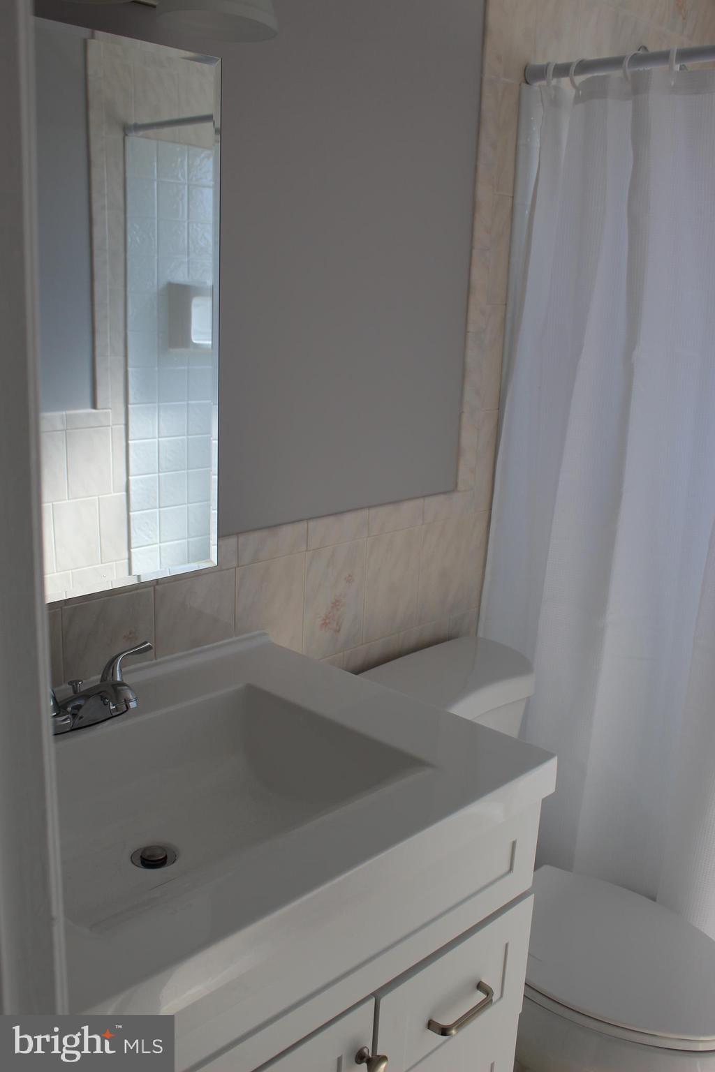8167 Park Haven Road Baltimore, MD 21222 - Photo 14 of 30