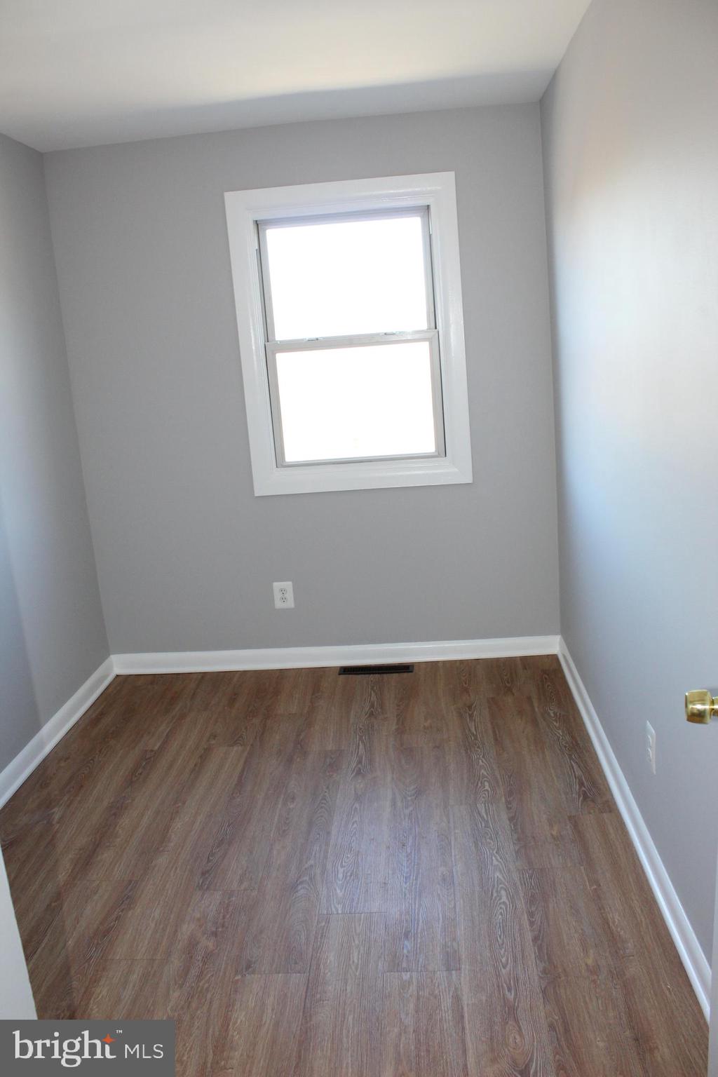 8167 Park Haven Road Baltimore, MD 21222 - Photo 22 of 30