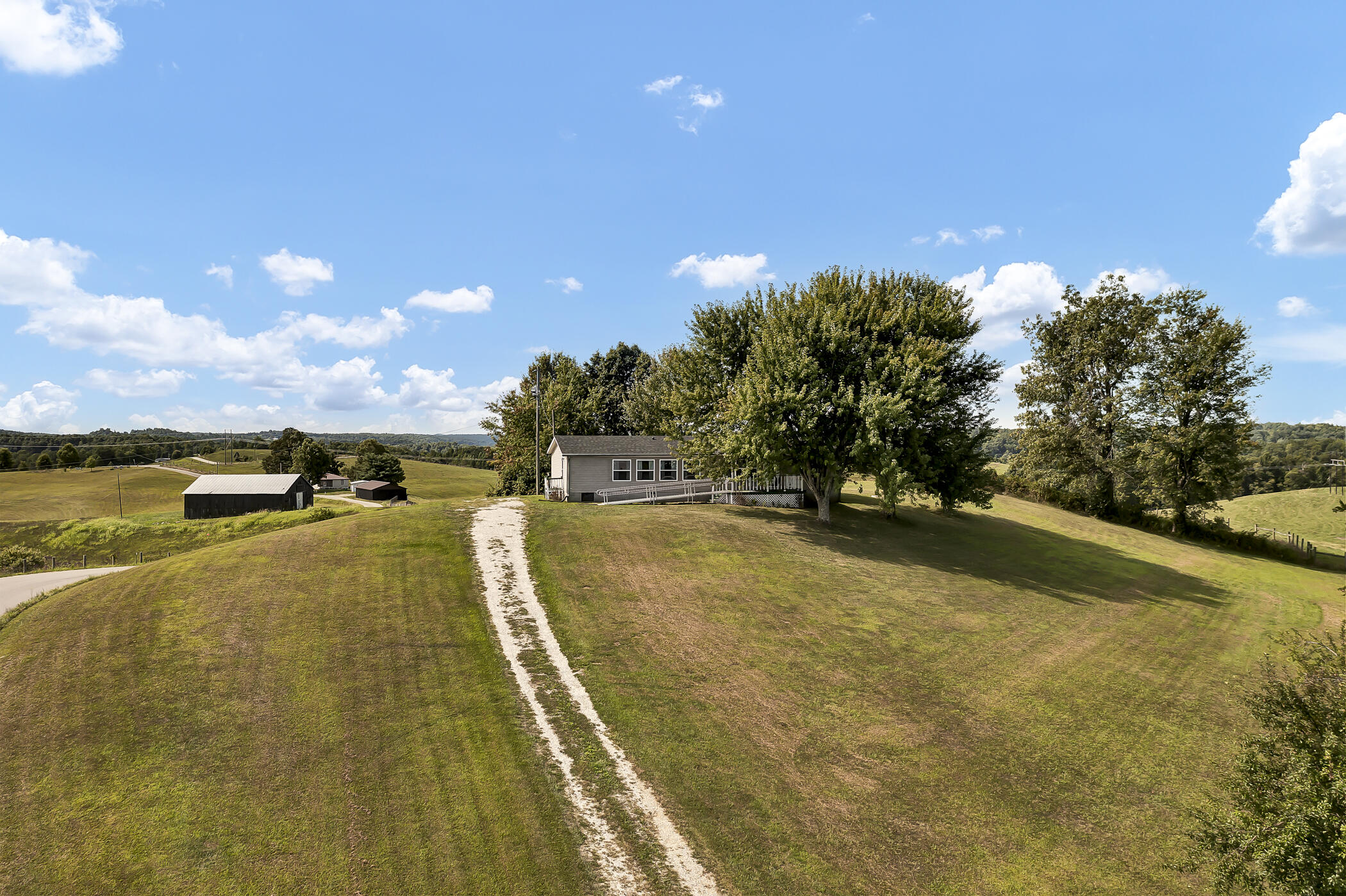 1055 Rosedale Road Morehead, KY 40351 - Photo 7 of 43 DJI_0021