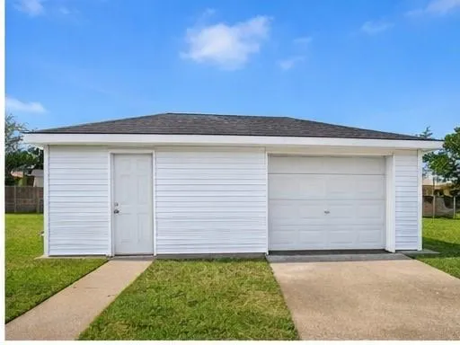 $138,000 | 206 2nd Street, Chalmette, LA 70043