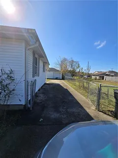 $138,000 | 206 2nd Street, Chalmette, LA 70043