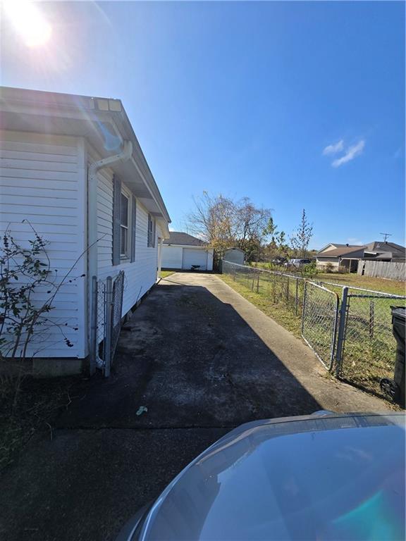 206 2nd Street Chalmette, LA 70043 - Photo 5 of 17