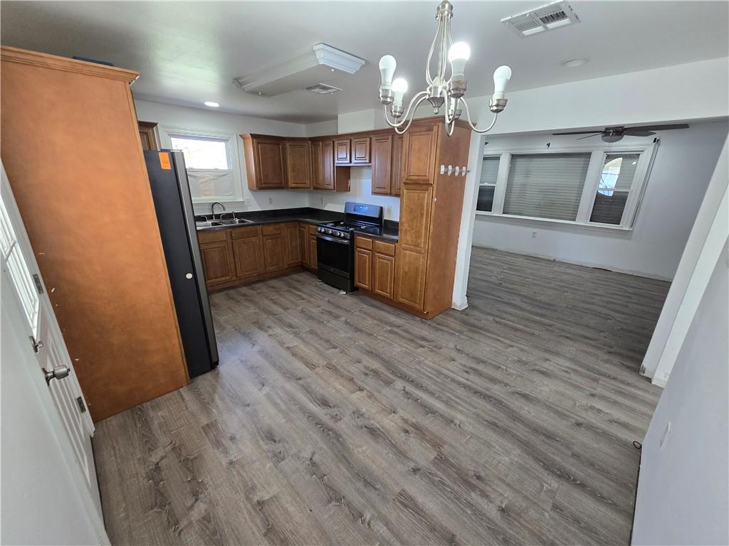 206 2nd Street Chalmette, LA 70043 - Photo 10 of 17