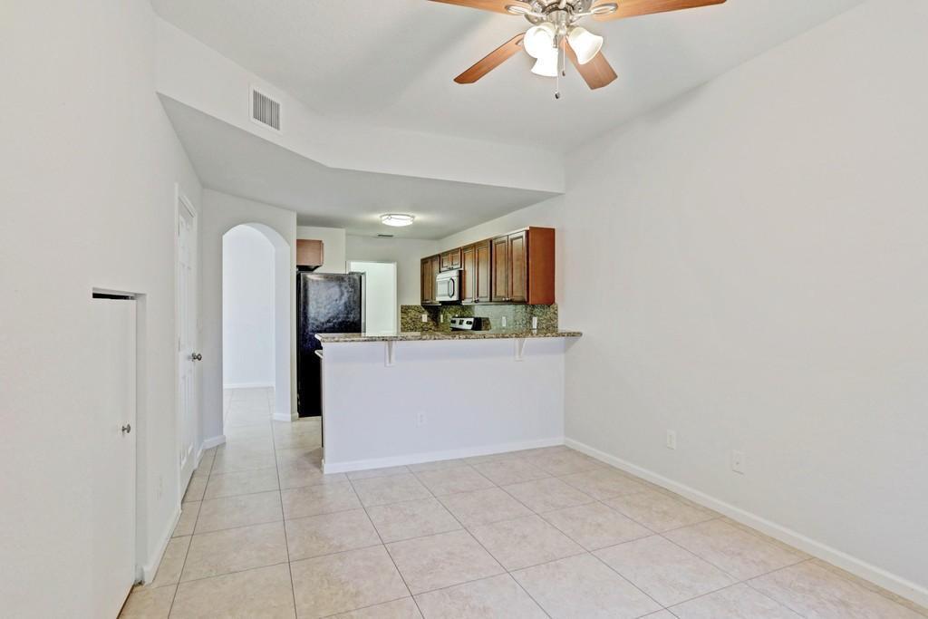 6515 Diamond Springs Terrace, Unit 2404 West Palm Beach, FL 33411 - Photo 20 of 38 24