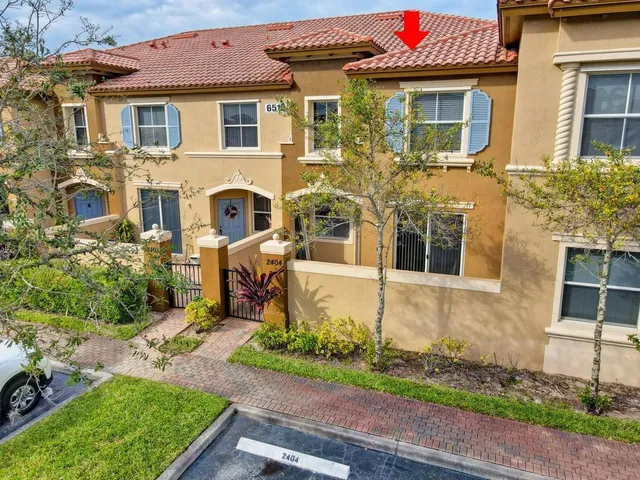 $2,500 | 6515 Diamond Springs Terrace, Unit 2404, West Palm Beach, FL 33411