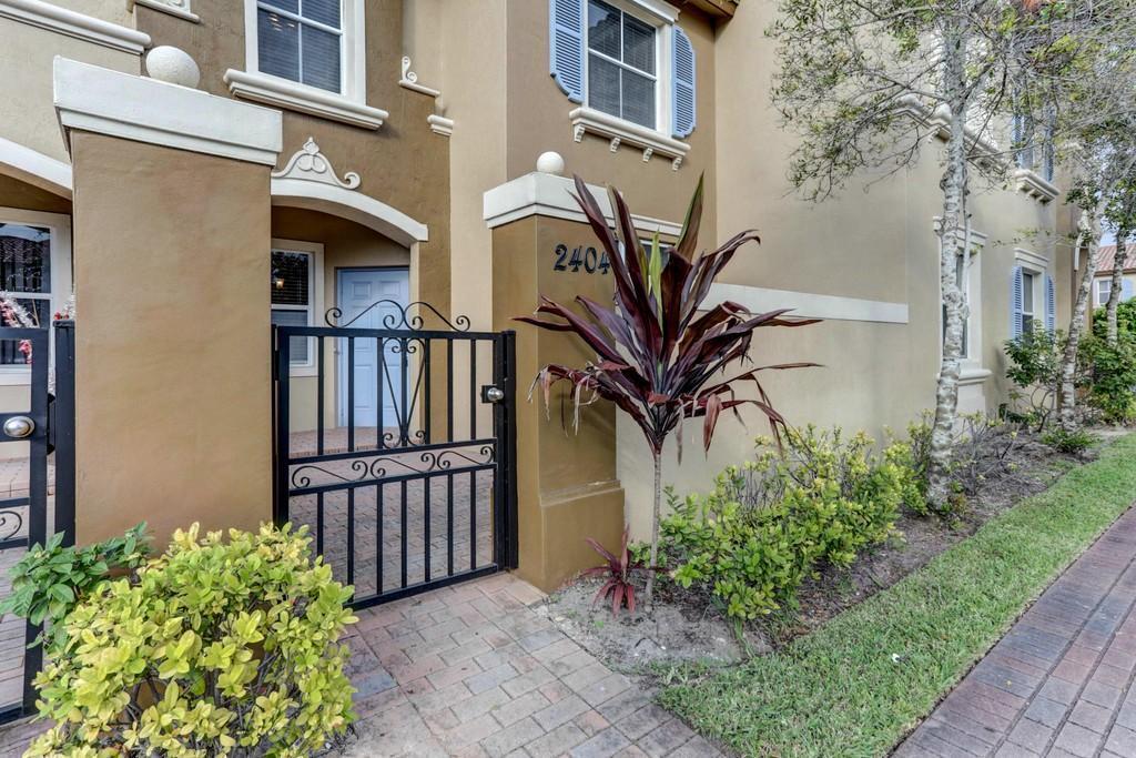 6515 Diamond Springs Terrace, Unit 2404 West Palm Beach, FL 33411 - Photo 3 of 38 31