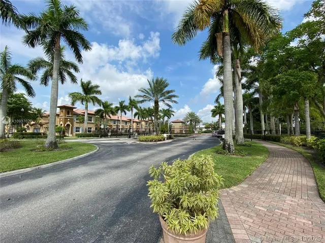 $2,500 | 6515 Diamond Springs Terrace, Unit 2404, West Palm Beach, FL 33411